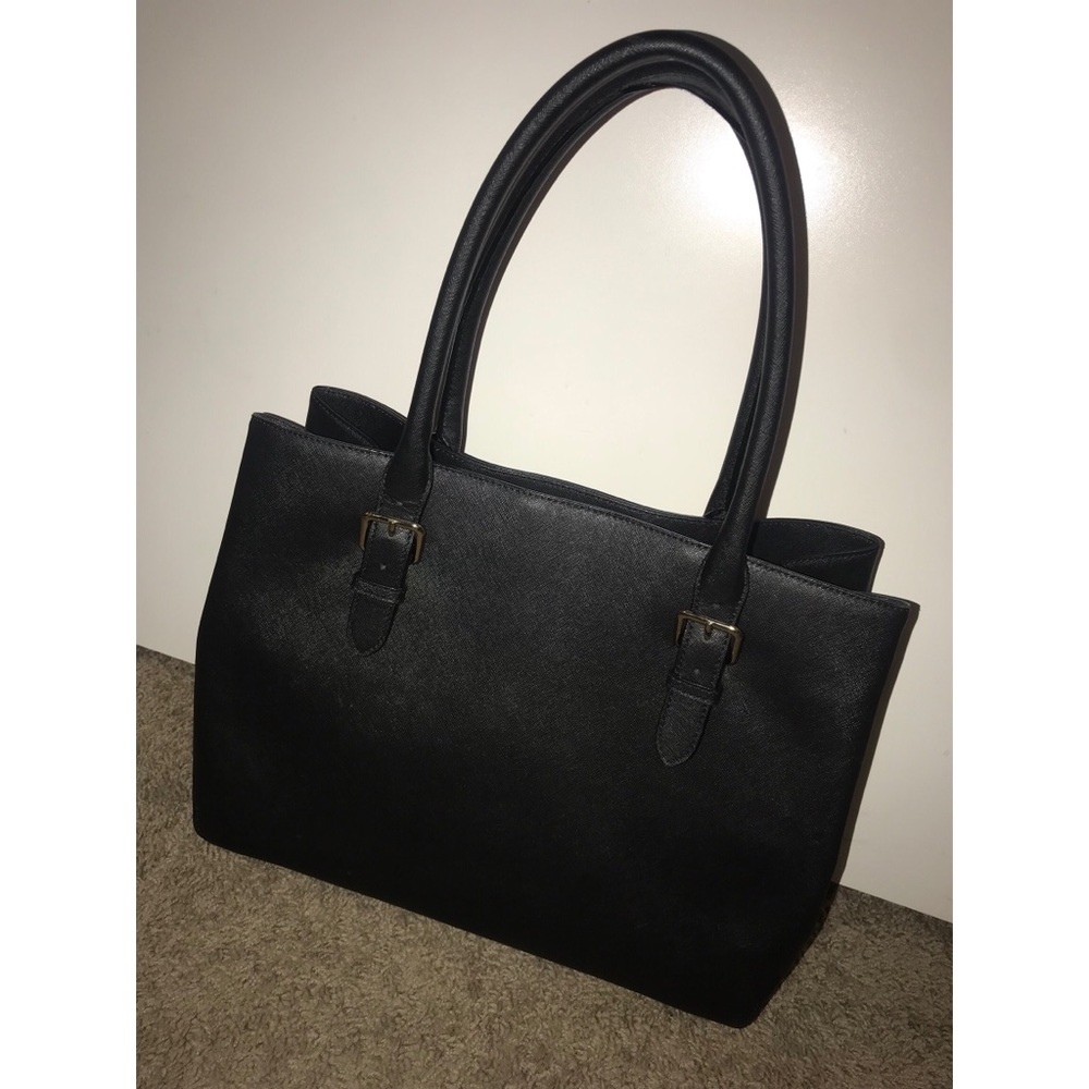 Kate Spade Purse - Picture 2 of 3
